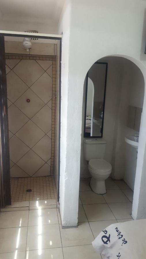 House, Cottage And Contractors Manor Meyerton المظهر الخارجي الصورة
